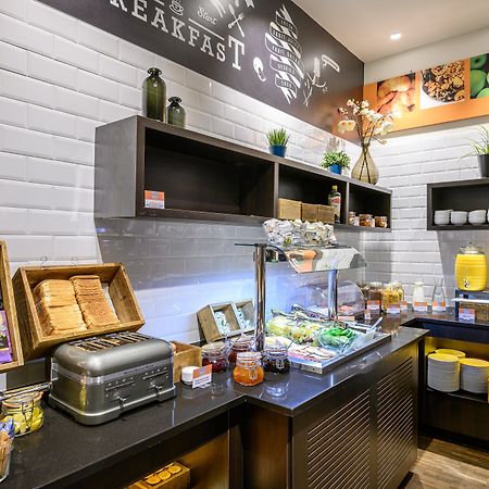 Holiday Inn Express Mechelen City Centre By Ihg Eksteriør billede