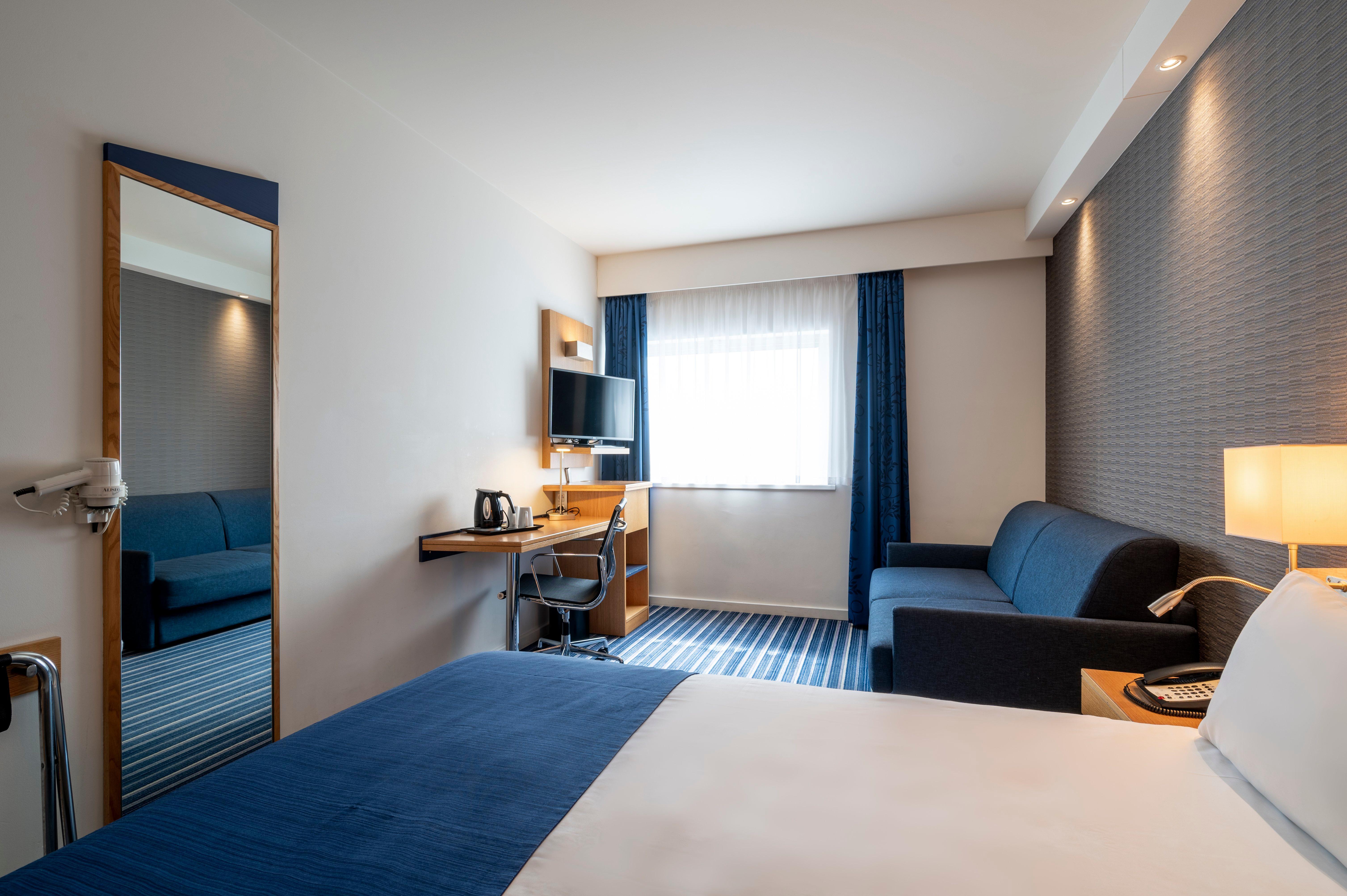 Holiday Inn Express Mechelen City Centre By Ihg Eksteriør billede
